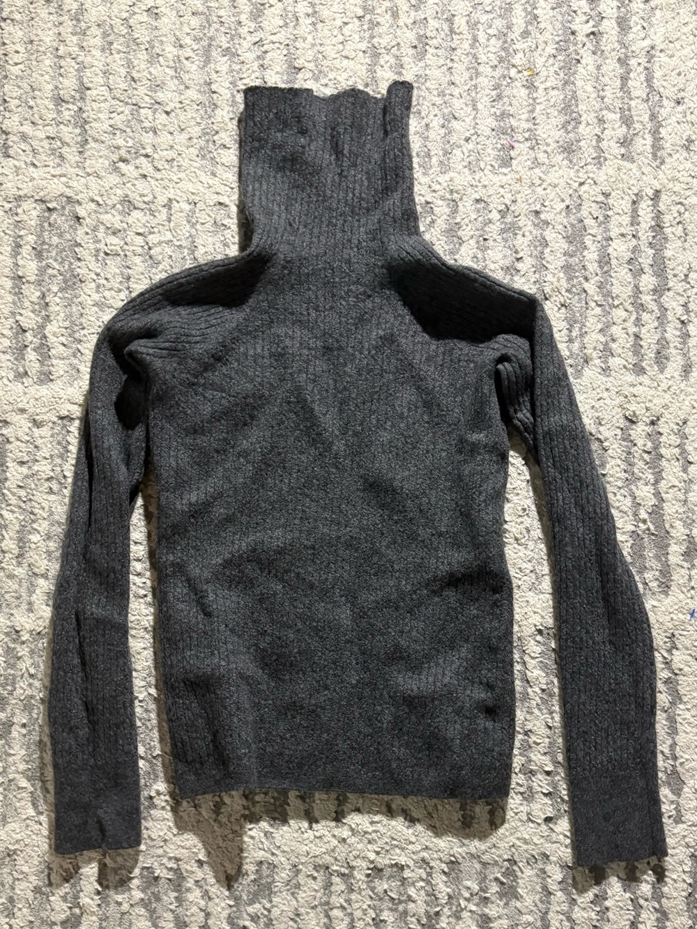 Vince cashmere gray turtleneck long sleeve sweater size S